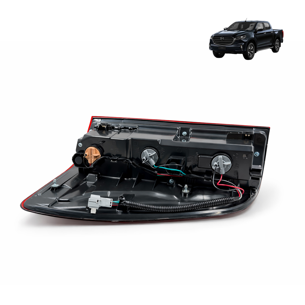 10210021 FOCO TRASERO DERECHO 4.webp