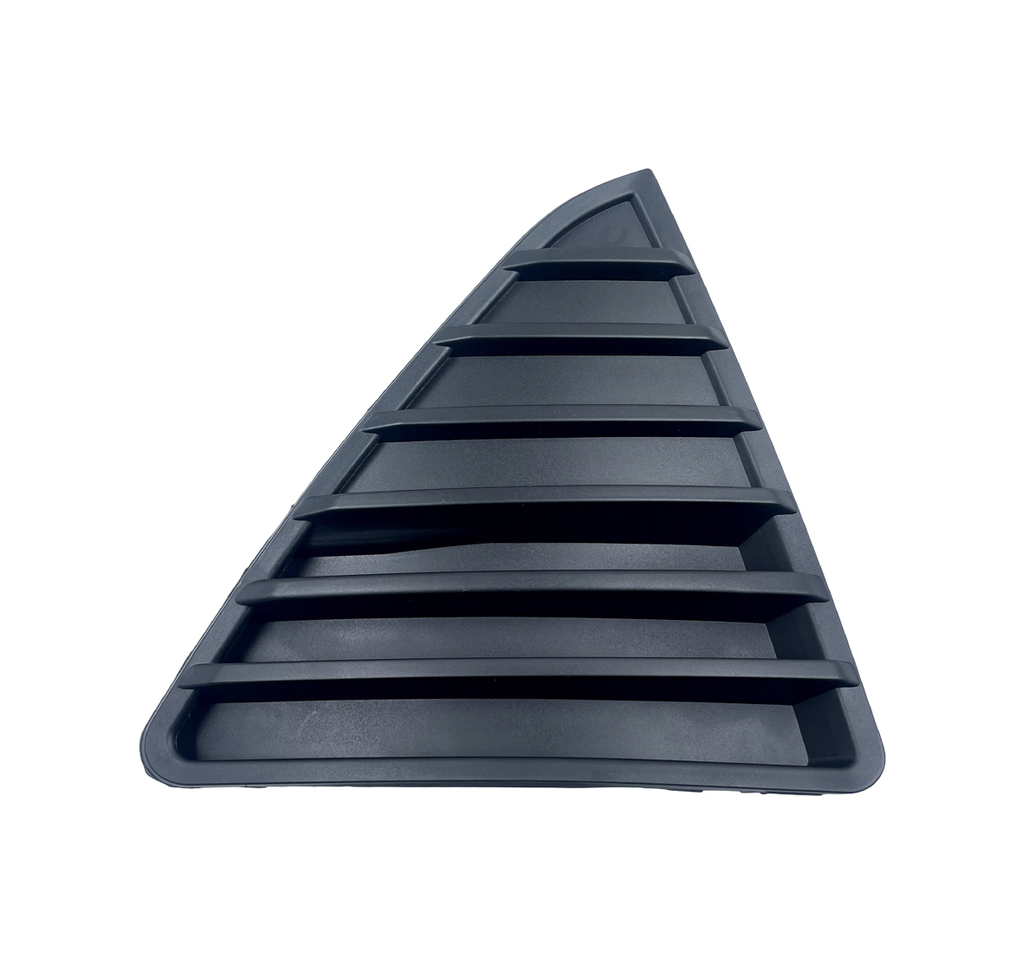 REJILLA TRIANGULAR DERECHA PARACHOQUES